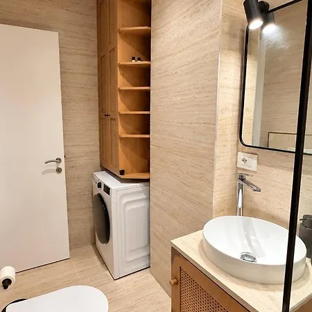 Hola Collection - Poolside Apartament Golem (Tirana)